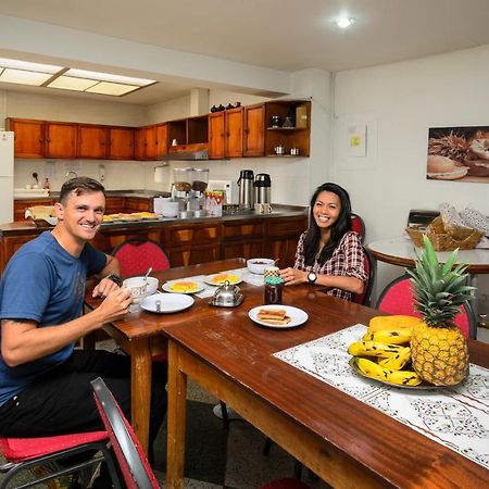 Hostal La Pinta 보고타 외부 사진