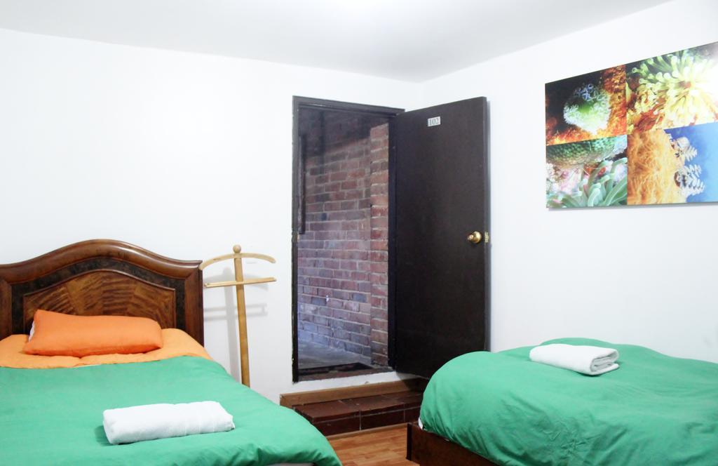 Hostal La Pinta 보고타 외부 사진