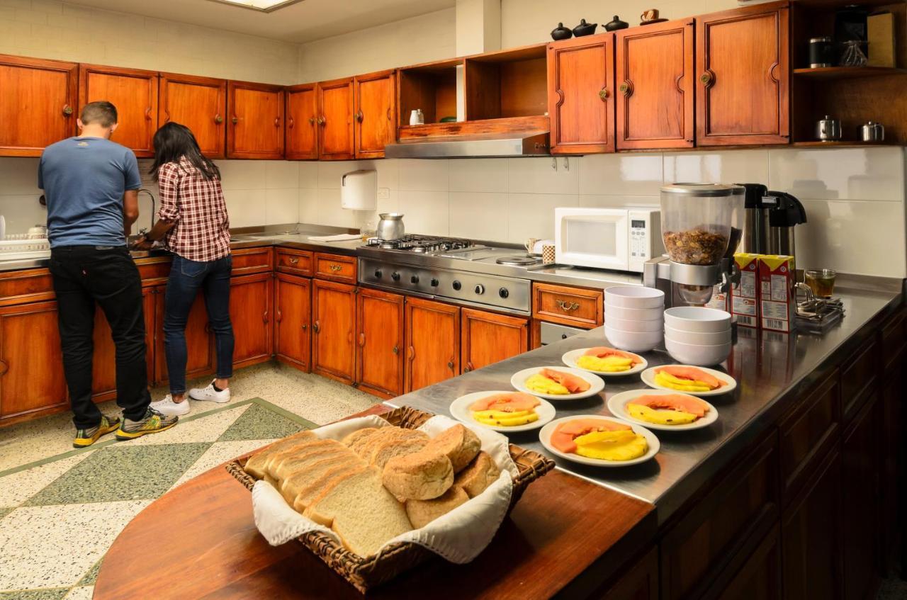 Hostal La Pinta 보고타 외부 사진